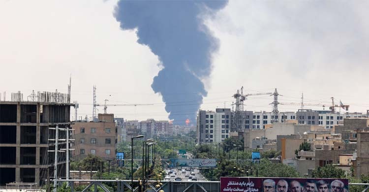 তেহরানে দফায় দফায় বিস্ফোরণ